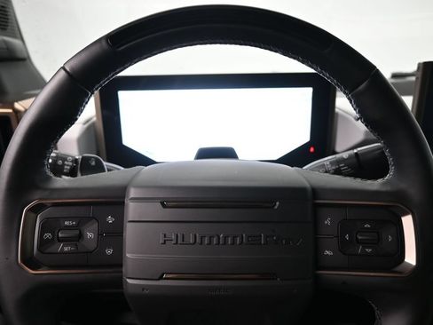 Used 2025 GMC Hummer EV 3X AWD/4WD image 14
