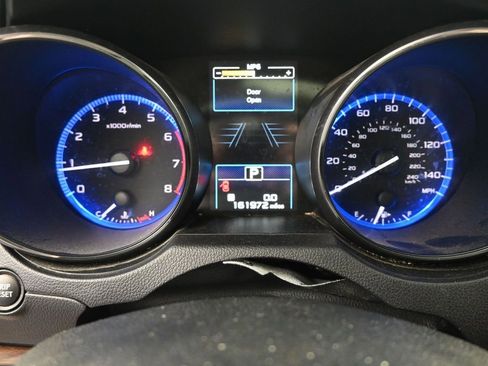 Used 2017 Subaru Outback 2.5i Touring w/ Popular Package #5A image 35