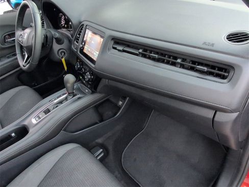 Used 2020 Honda HR-V Sport image 14