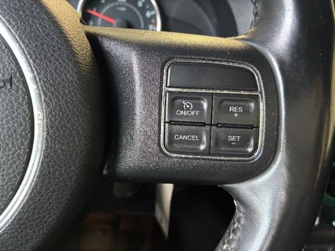 Used 2017 Jeep Wrangler Unlimited Sport w/ Connectivity Group AWD/4WD image 16