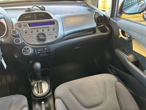 Used 2013 Honda Fit image 11