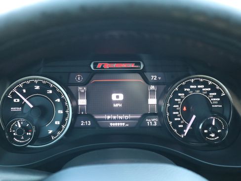 Used 2020 RAM 1500 Sport image 17