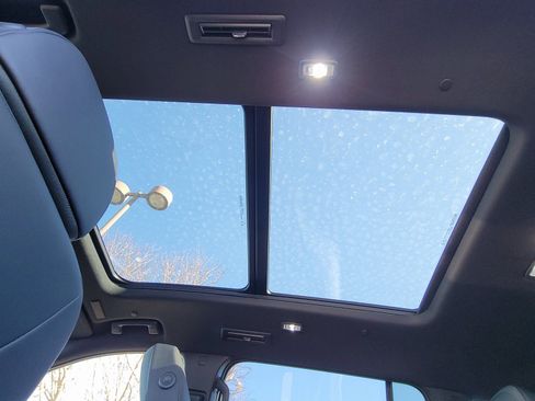 New 2026 GMC Acadia AT4 w/ Luxury Package image 13