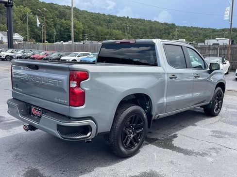 Used 2025 Chevrolet Silverado 1500 Custom RWD image 4