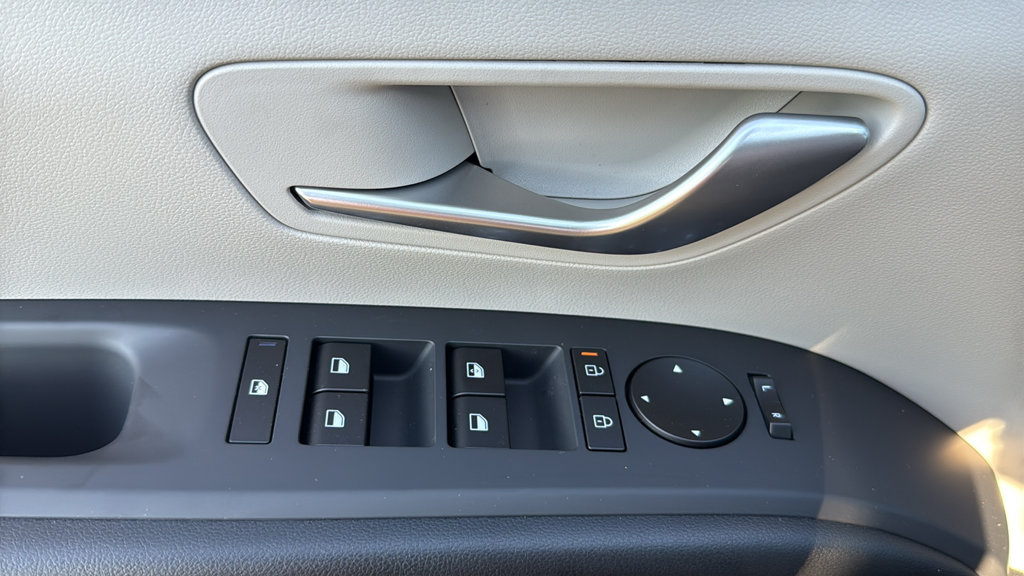 New 2026 Hyundai Tucson SE FWD image 16