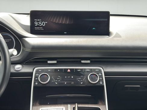 Certified 2024 Genesis GV80 2.5T AWD/4WD image 19