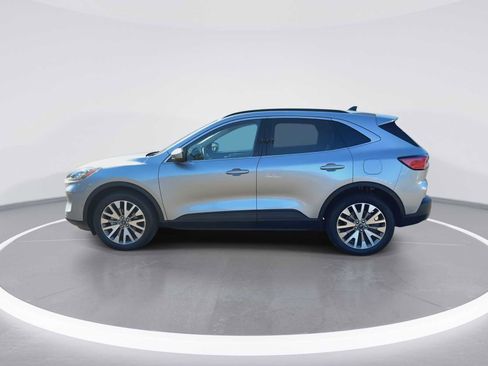 Used 2021 Ford Escape Titanium image 5