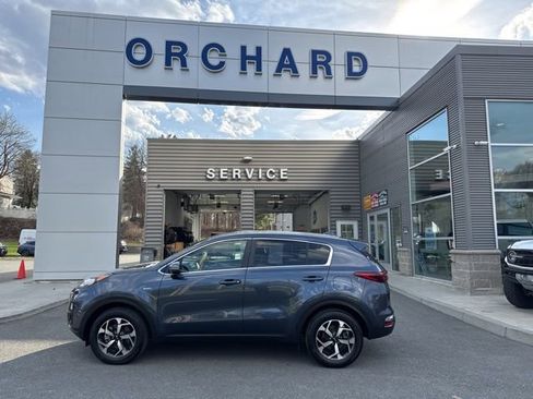 Used 2020 Kia Sportage LX w/ LX Popular Package AWD/4WD image 3