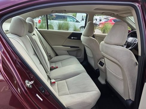 Used 2014 Honda Accord EX image 16