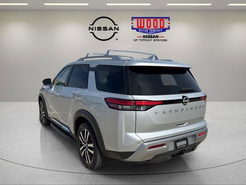 Certified 2023 Nissan Pathfinder Platinum w/ Lighting Package (N93) AWD/4WD image 4