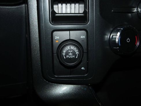 Used 2022 Ford F150 XLT w/ Equipment Group 302A High image 16