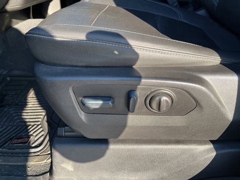 Used 2023 Chevrolet Silverado 2500 LTZ image 19