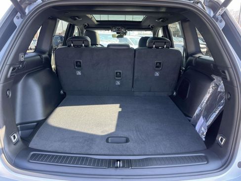 New 2026 Jeep Grand Cherokee Limited Reserve image 4