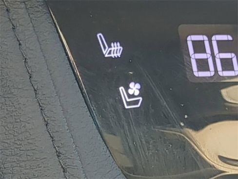 Used 2019 Cadillac XT5 Platinum image 24