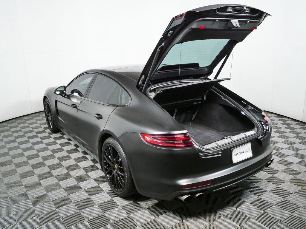 Used 2017 Porsche Panamera 4S AWD/4WD image 34