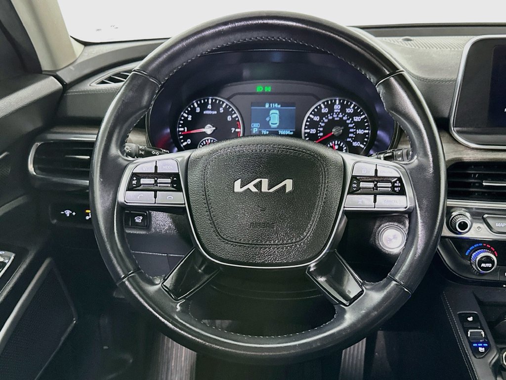 Used 2022 Kia Telluride EX w/ EX Premium Package FWD image 18
