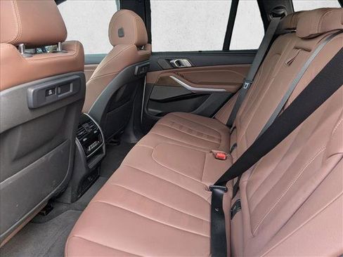 Used 2021 BMW X5 sDrive40i w/ Premium Package image 19