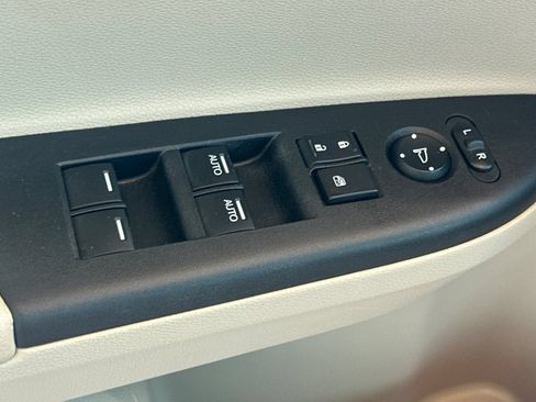 Used 2016 Honda Accord EX-L image 13