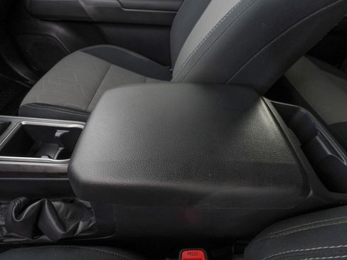 Used 2020 Toyota Tacoma TRD Sport AWD/4WD image 24