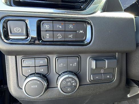 New 2026 GMC Yukon XL Elevation w/ Elevation Premium Package image 21