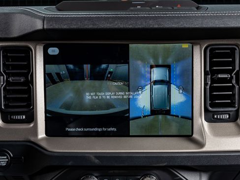 Used 2025 Ford Bronco Outer Banks image 25