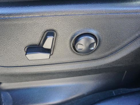 Used 2022 RAM 1500 Big Horn image 13