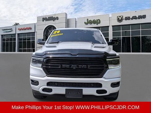 Used 2024 RAM 1500 Laramie AWD/4WD image 8