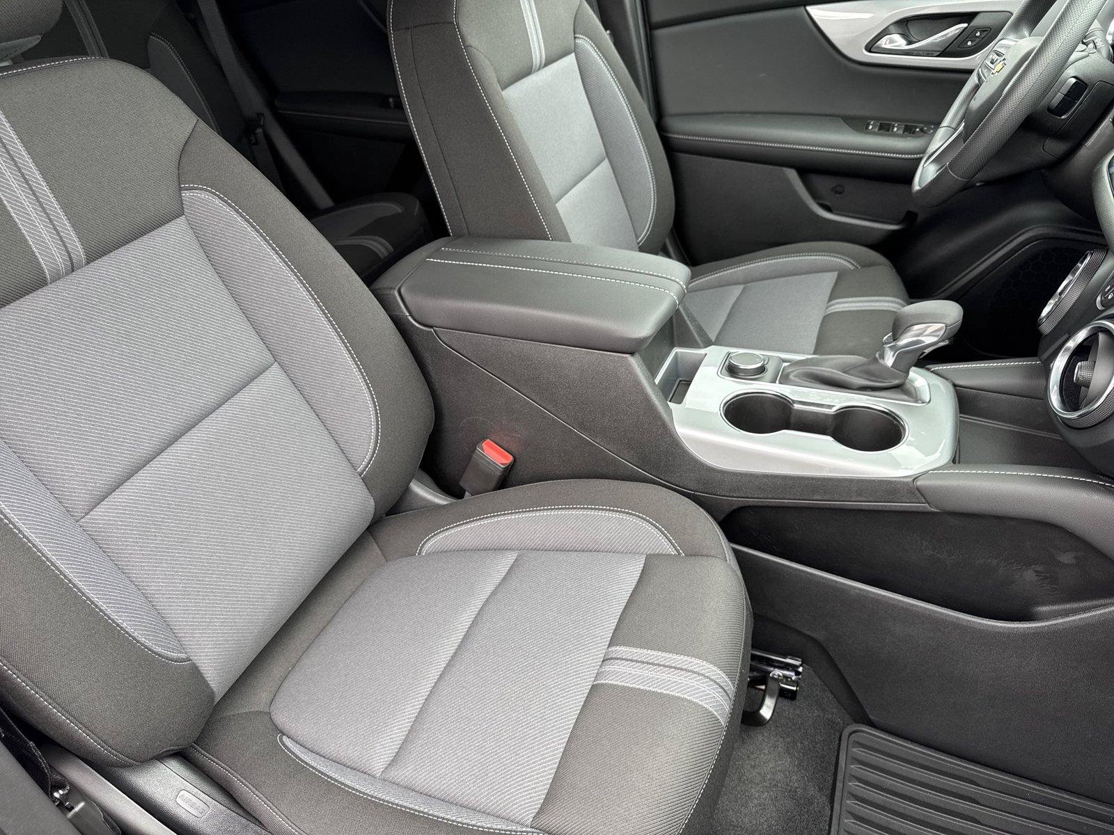 New 2026 Chevrolet Blazer LT FWD image 36