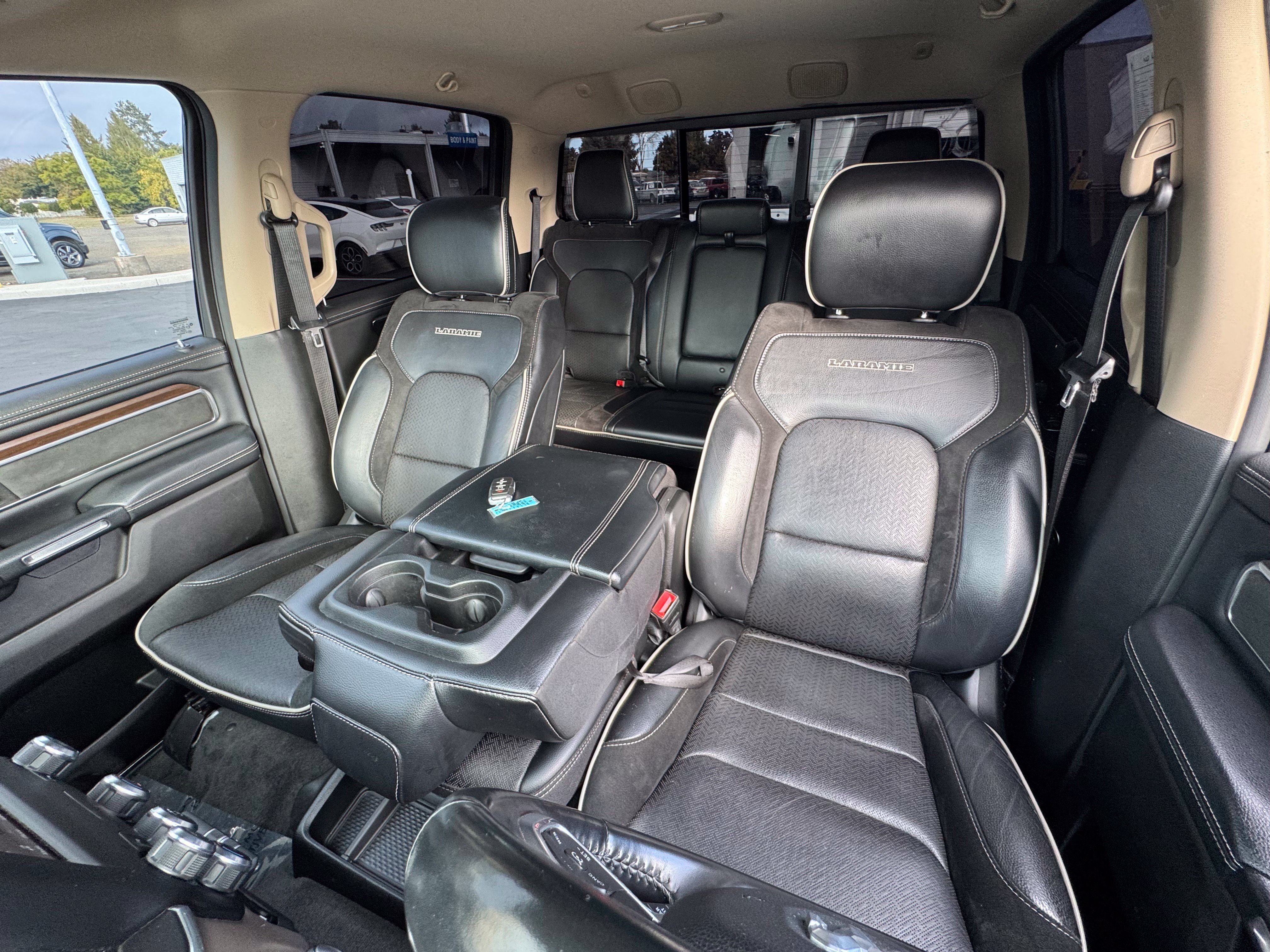 Used 2021 RAM 1500 Laramie w/ Off Road Group AWD/4WD image 13