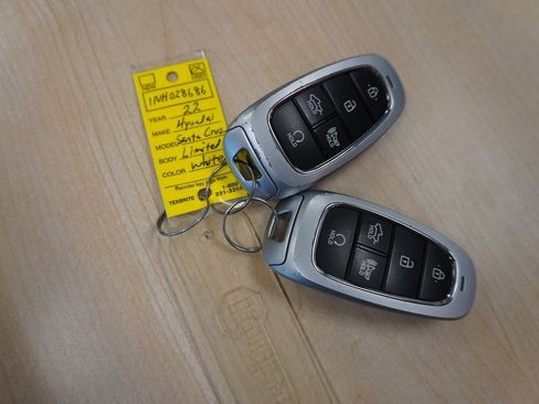 Used 2022 Hyundai Santa Cruz Limited image 32