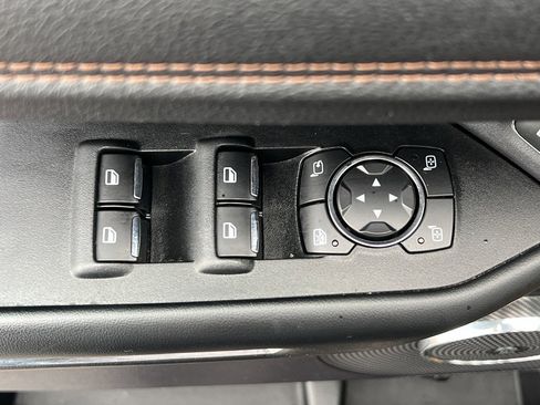 Used 2019 Ford Expedition Max Platinum image 13