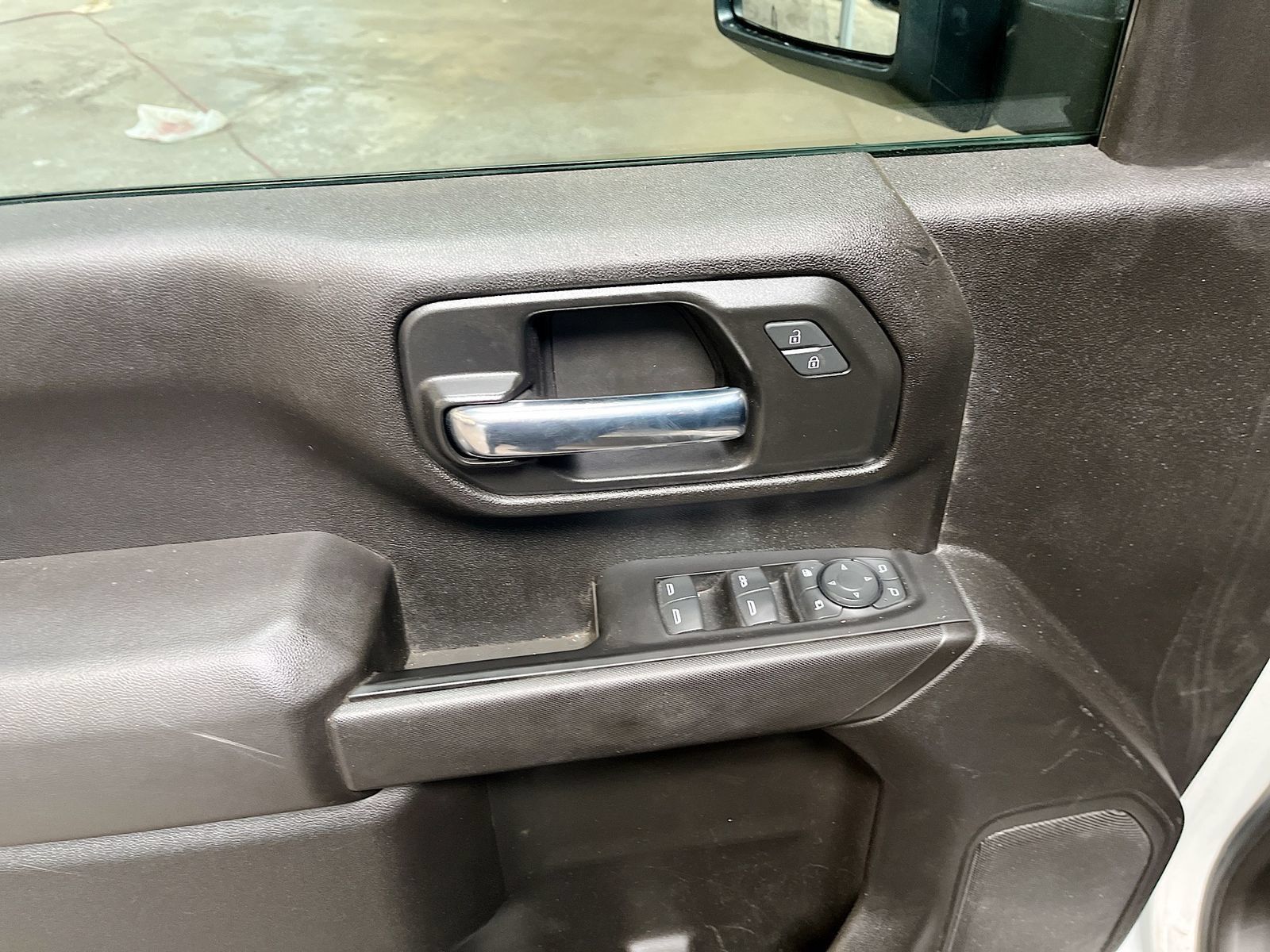 Used 2024 Chevrolet Silverado 2500 Custom w/ Custom Convenience Package AWD/4WD image 17