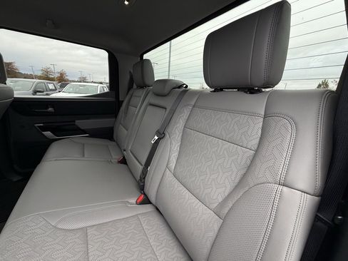 Used 2023 Toyota Tundra Limited image 27