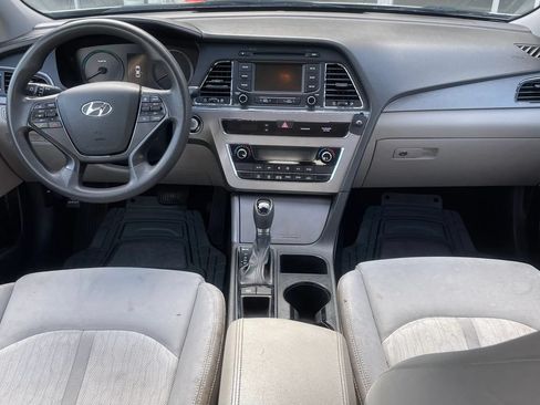 Used 2016 Hyundai Sonata SE FWD image 17