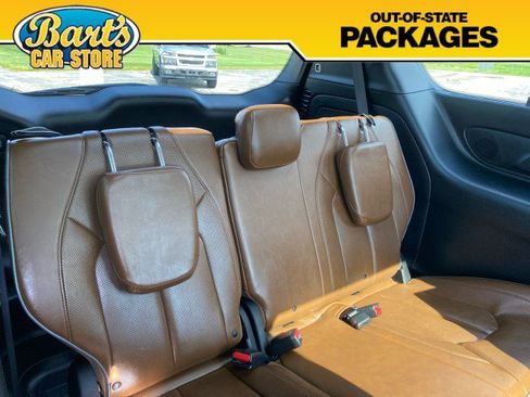 Used 2018 Chrysler Pacifica Limited w/ Advanced Safetytec Group FWD image 9