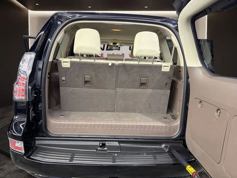 Used 2019 Lexus GX 460 Premium w/ Premium Package AWD/4WD image 19