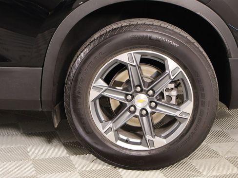 Used 2025 Chevrolet Blazer LT AWD/4WD image 18