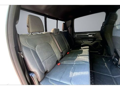 Used 2022 RAM 1500 Big Horn AWD/4WD image 24
