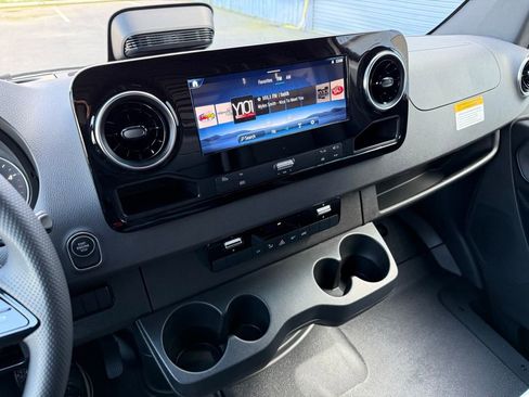 New 2026 Mercedes-Benz Sprinter 2500 image 19