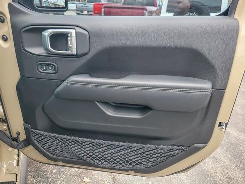 Used 2022 Jeep Wrangler Unlimited Rubicon 4xe w/ Cold Weather Group image 22