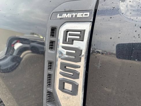 Used 2024 Ford F350 Limited w/ FX4 Off-Road Package AWD/4WD image 12