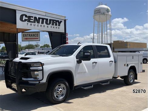 Used 2024 Chevrolet Silverado 2500 W/T w/ WT Convenience Package AWD/4WD image 1