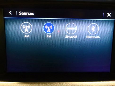 Used 2022 Chevrolet Colorado LT w/ Fleet Safety Package image 29