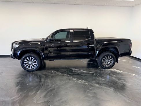 Used 2020 Toyota Tacoma Limited AWD/4WD image 22