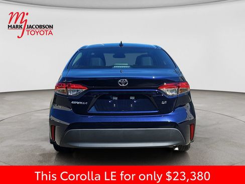 Used 2025 Toyota Corolla LE FWD image 11