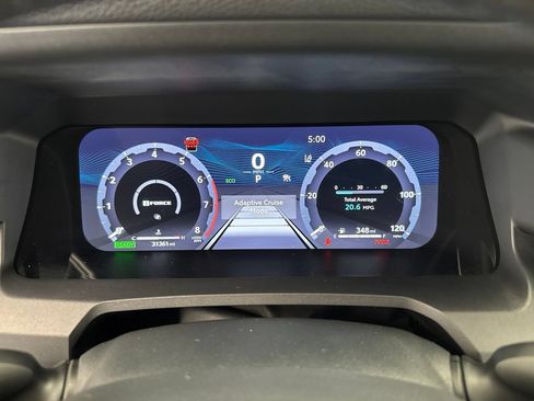 Used 2025 Toyota 4Runner Limited AWD/4WD image 18