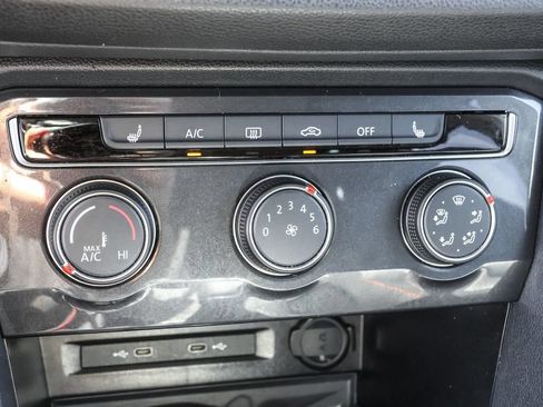 Certified 2024 Volkswagen Tiguan Wolfsburg Edition AWD/4WD image 23