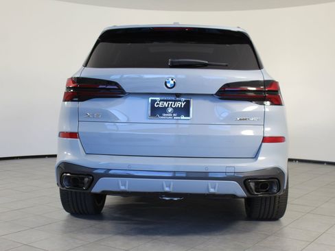 New 2026 BMW X5 xDrive40i w/ M Sport Package image 9