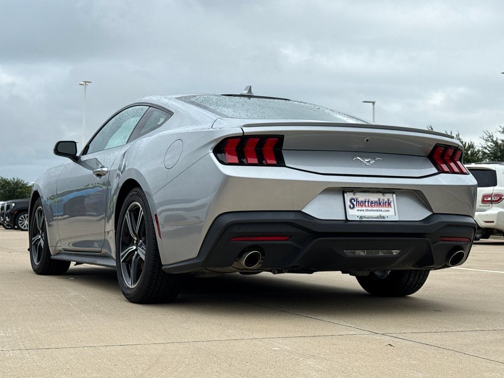 Used 2024 Ford Mustang Premium RWD image 6