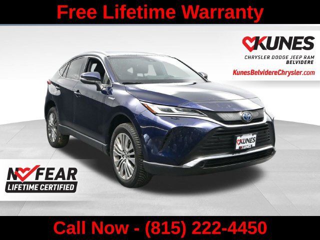 Used 2021 Toyota Venza XLE w/ Softex Package AWD/4WD image 1